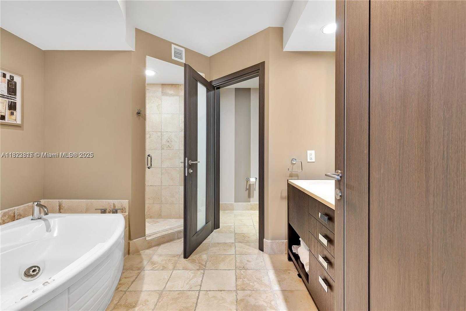 Small Image of 18201 COLLINS AVE #1507, Sunny Isles Beach Number 19