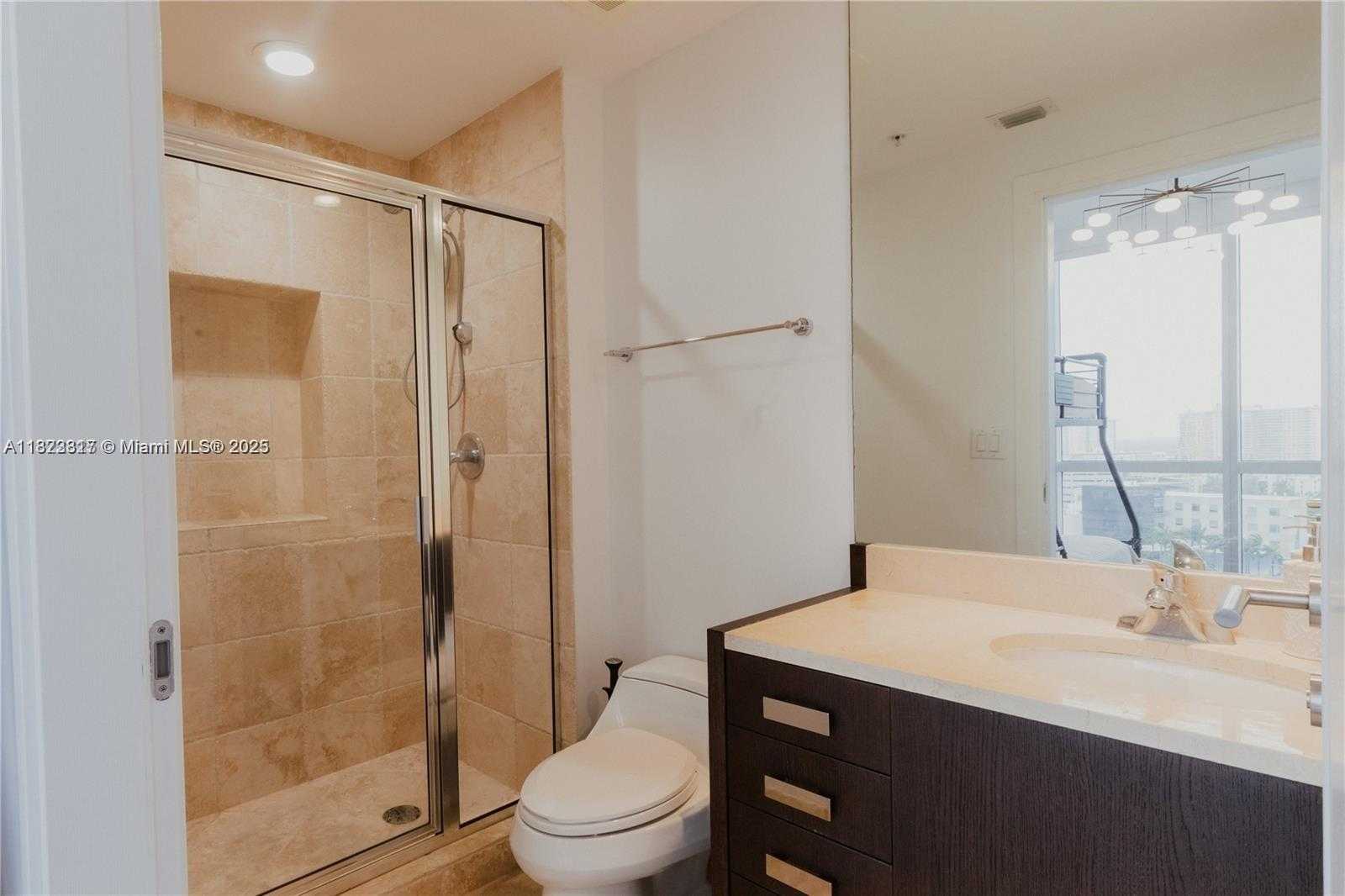 Small Image of 18201 COLLINS AVE #1507, Sunny Isles Beach Number 27