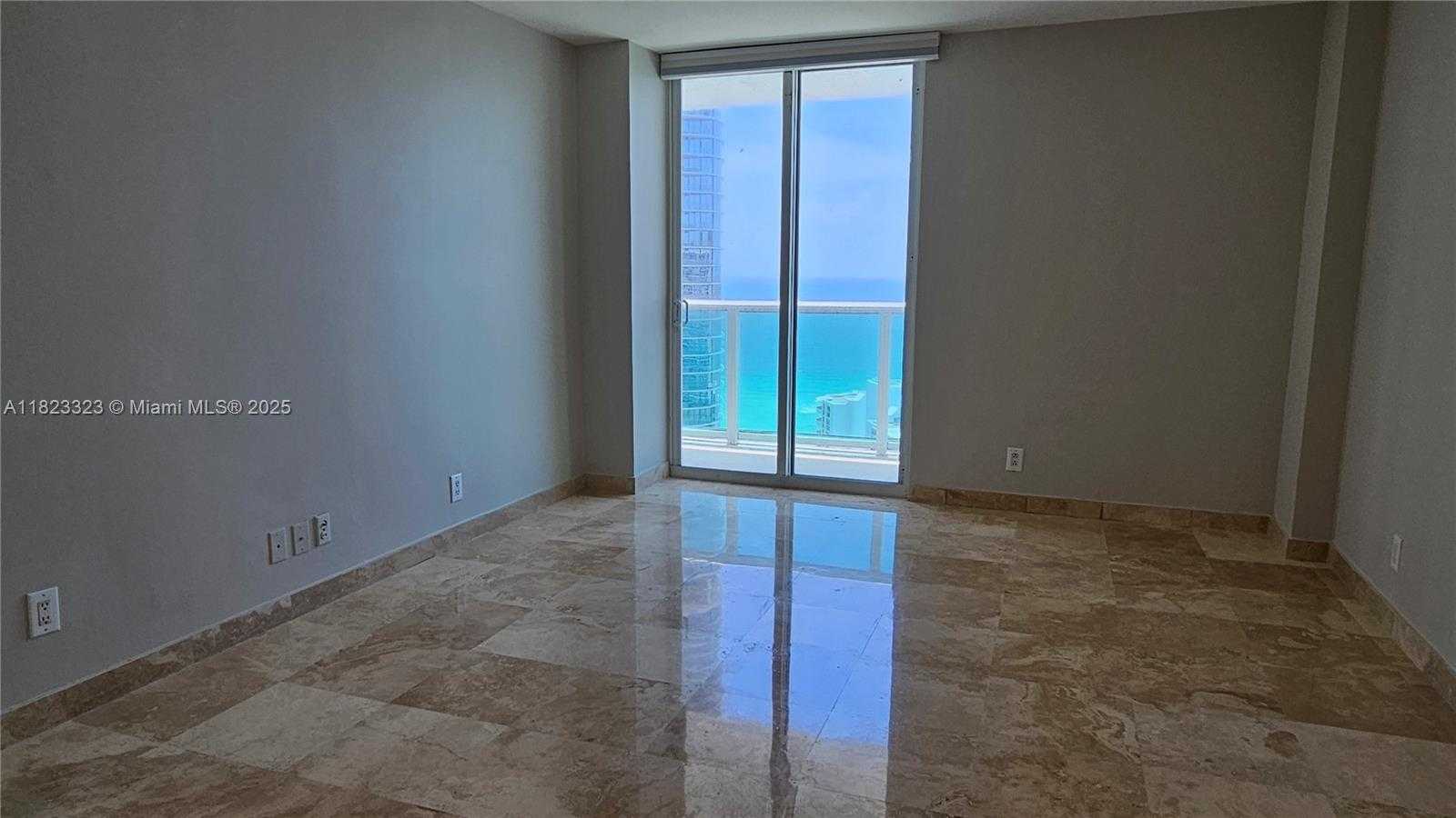 Small Image of 100 BAYVIEW DR #2009, Sunny Isles Beach Number 10