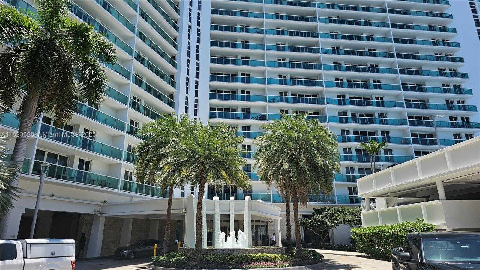 Small Image of 100 BAYVIEW DR #2009, Sunny Isles Beach Number 15
