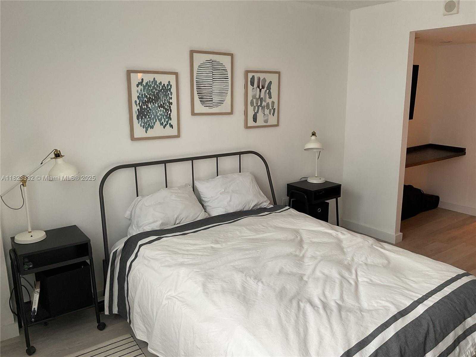 Small Image of 345 OCEAN DR #623, Miami Beach Number 18