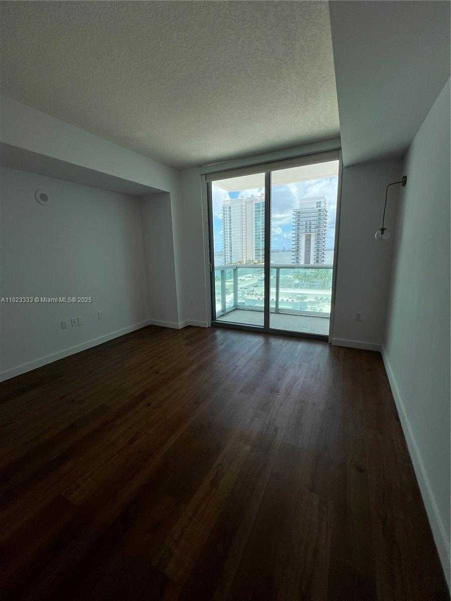 Small Image of 333 NORTH EAST 24TH ST #1409, Miami Number 18