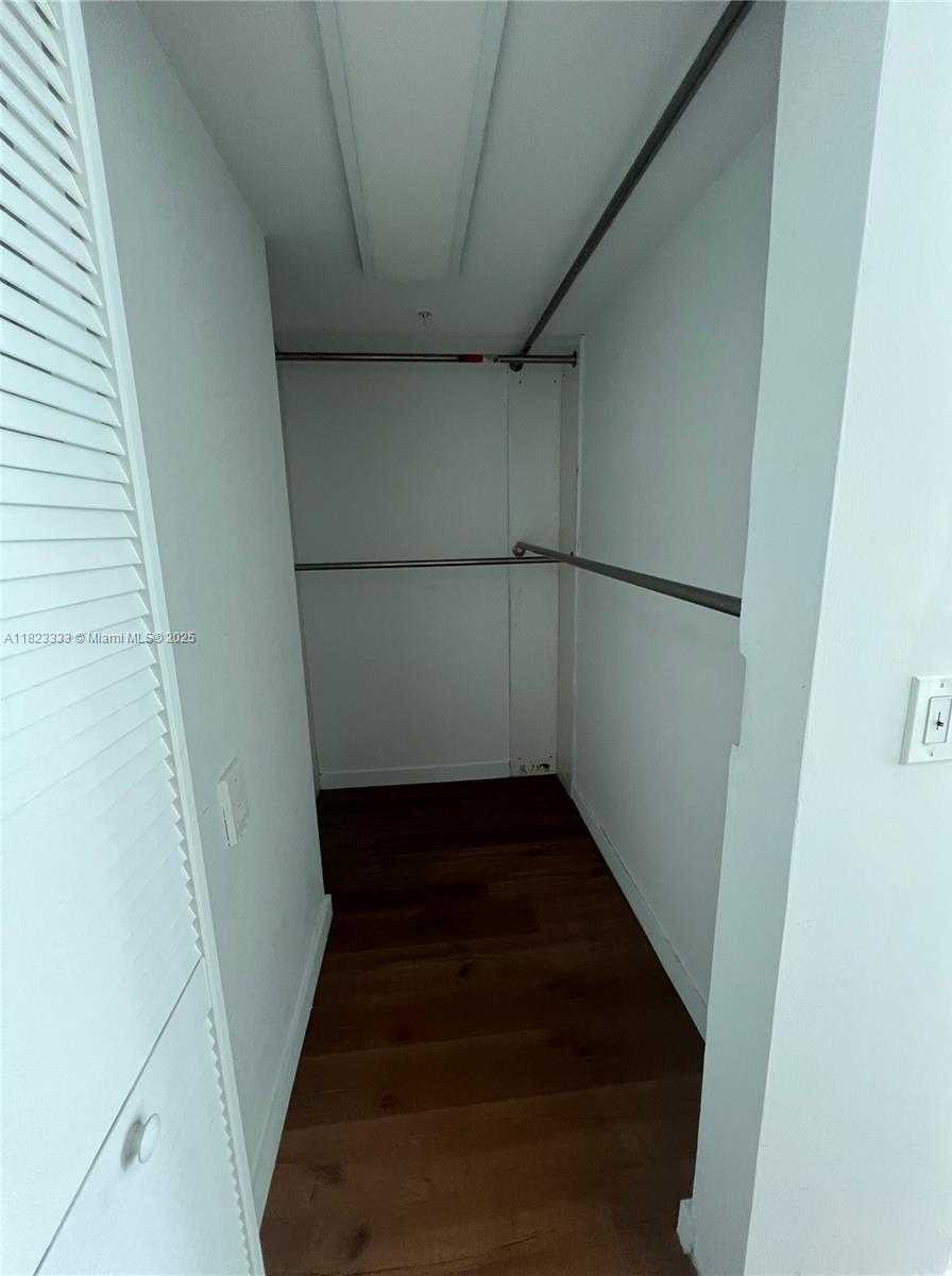 Small Image of 333 NORTH EAST 24TH ST #1409, Miami Number 22