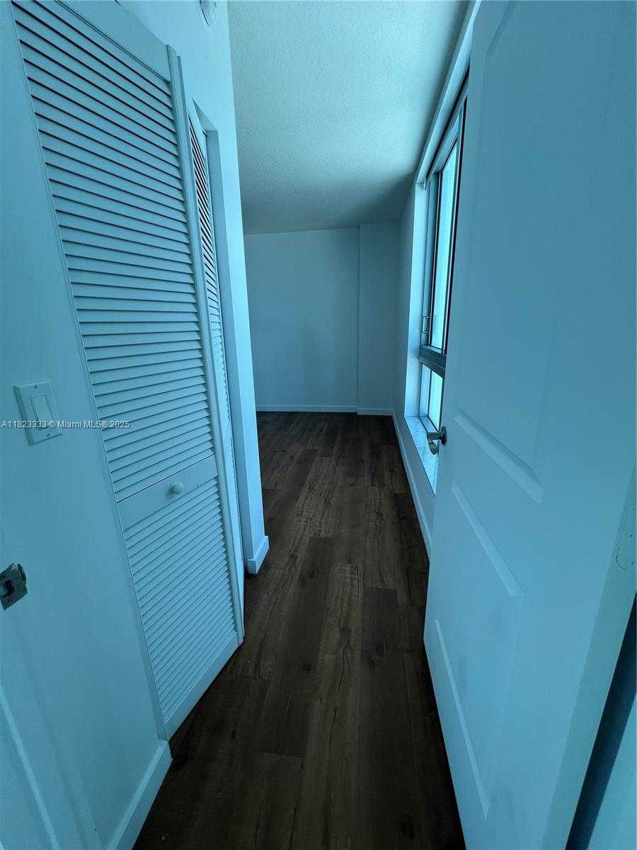 Small Image of 333 NORTH EAST 24TH ST #1409, Miami Number 23