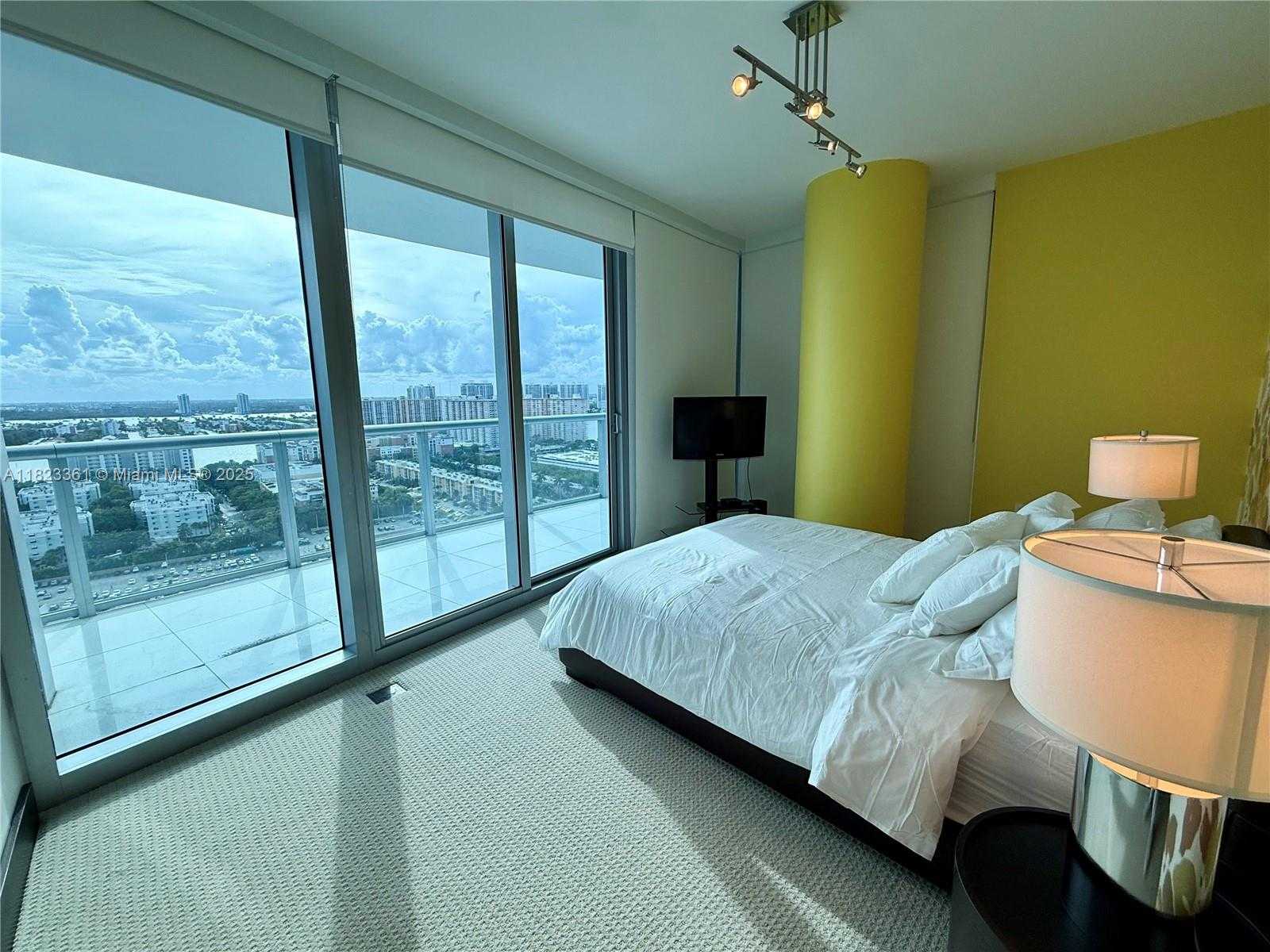 Small Image of 17001 COLLINS AVE #2508, Sunny Isles Beach Number 21