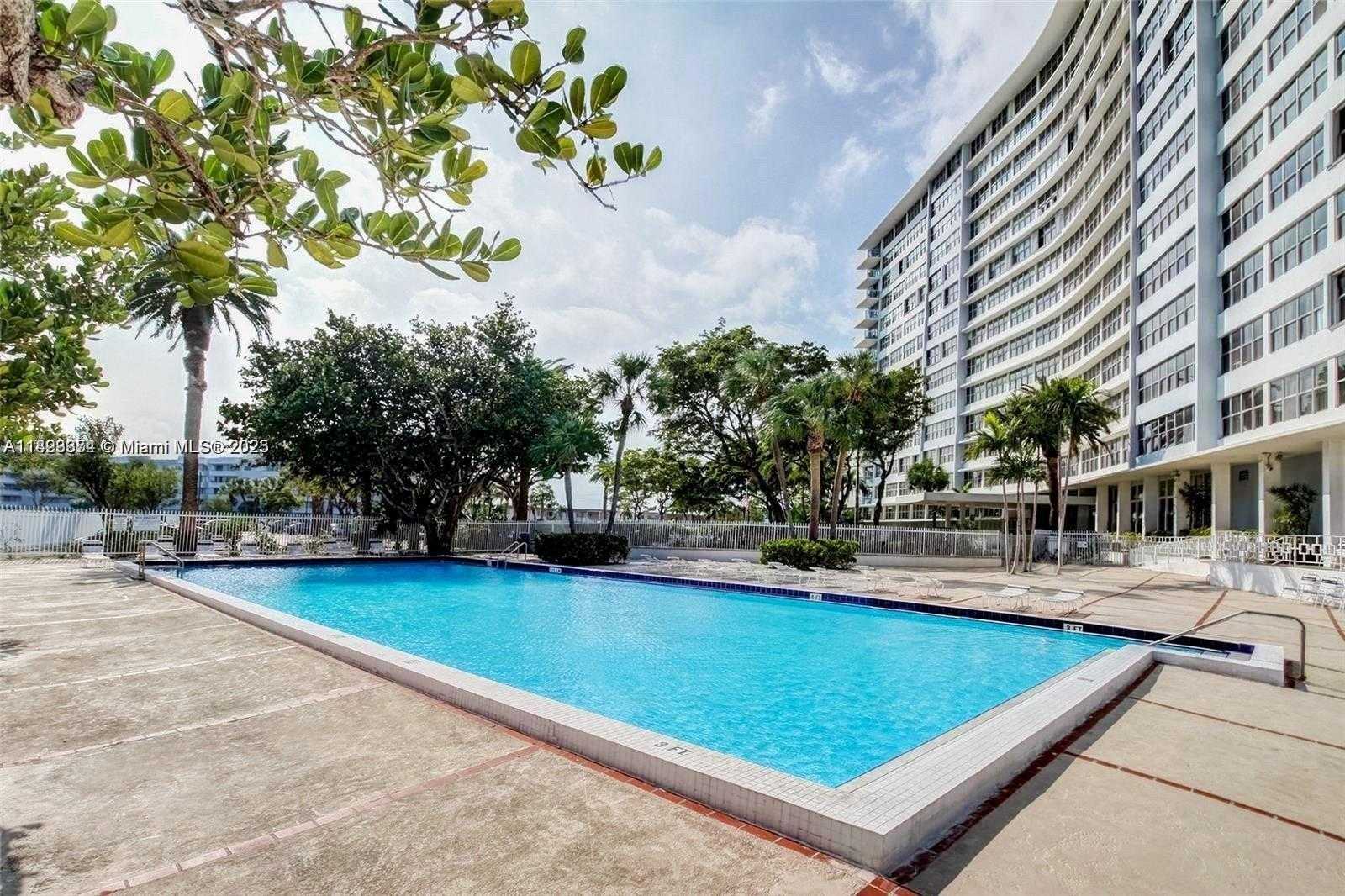 Small Image of 7441 WAYNE AVE #6J, Miami Beach Number 29