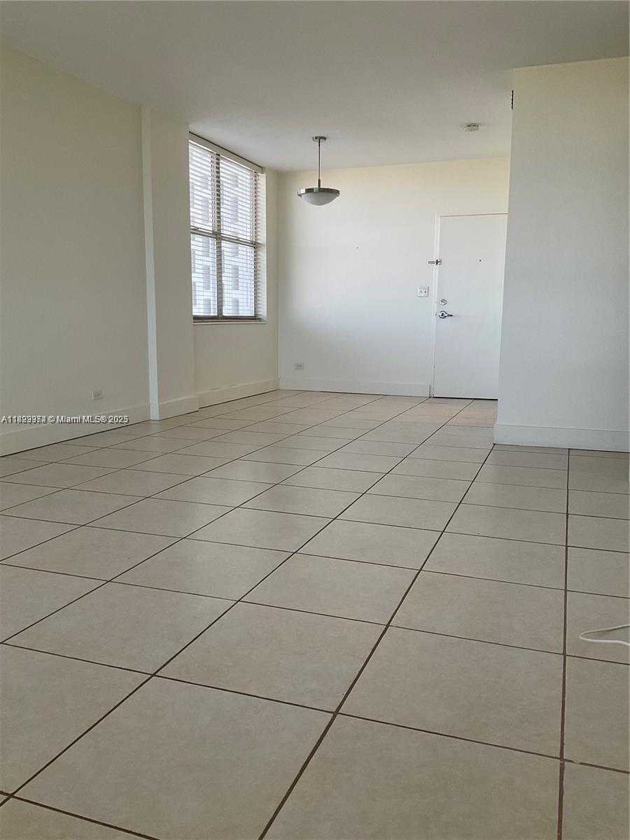 Small Image of 7441 WAYNE AVE #6J, Miami Beach Number 6