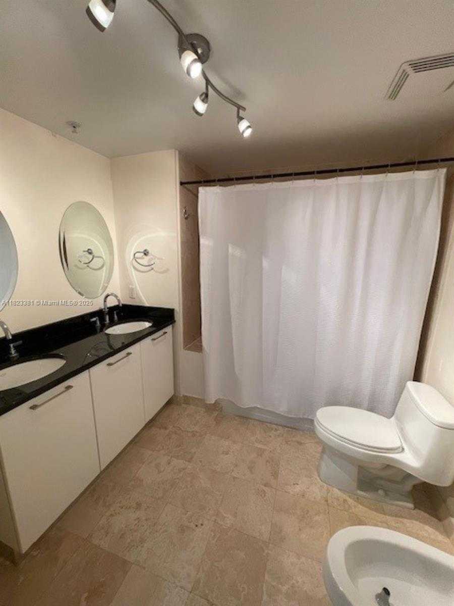 Small Image of 3339 VIRGINIA ST #204, Miami Number 9