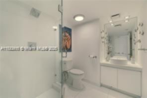 Small Image of 2555 COLLINS AVE #702, Miami Beach Number 18