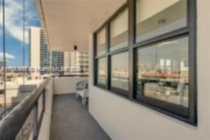 Small Image of 2555 COLLINS AVE #702, Miami Beach Number 21
