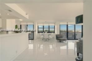 Small Image of 2555 COLLINS AVE #702, Miami Beach Number 25