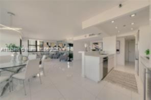 Small Image of 2555 COLLINS AVE #702, Miami Beach Number 8