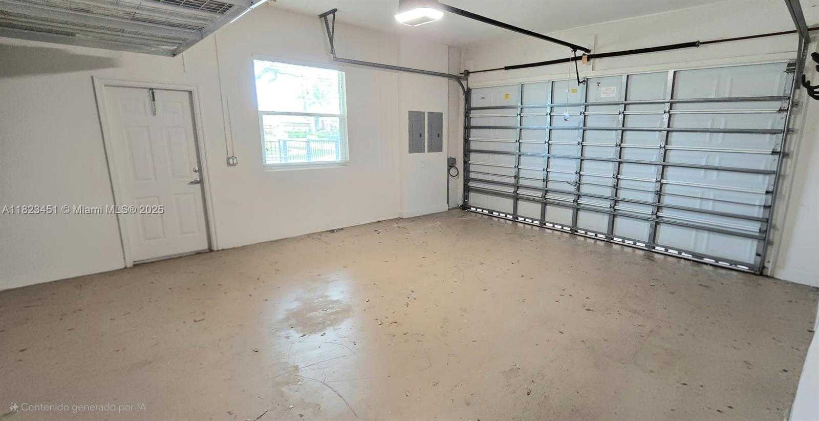 Small Image of 15066 SOUTH WEST 39TH ST, Davie Number 23