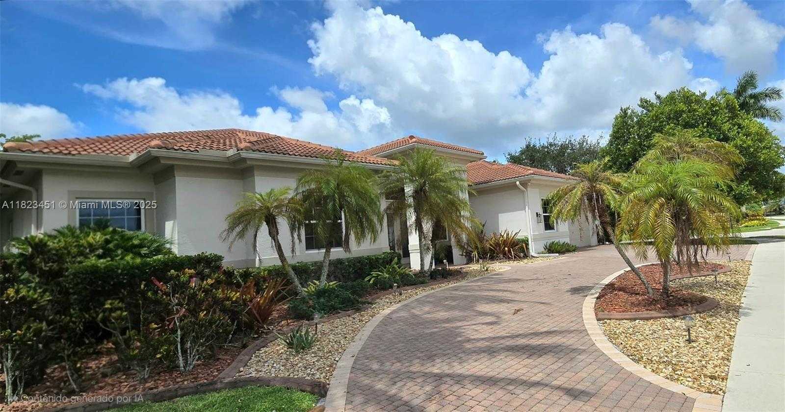 Small Image of 15066 SOUTH WEST 39TH ST, Davie Number 24