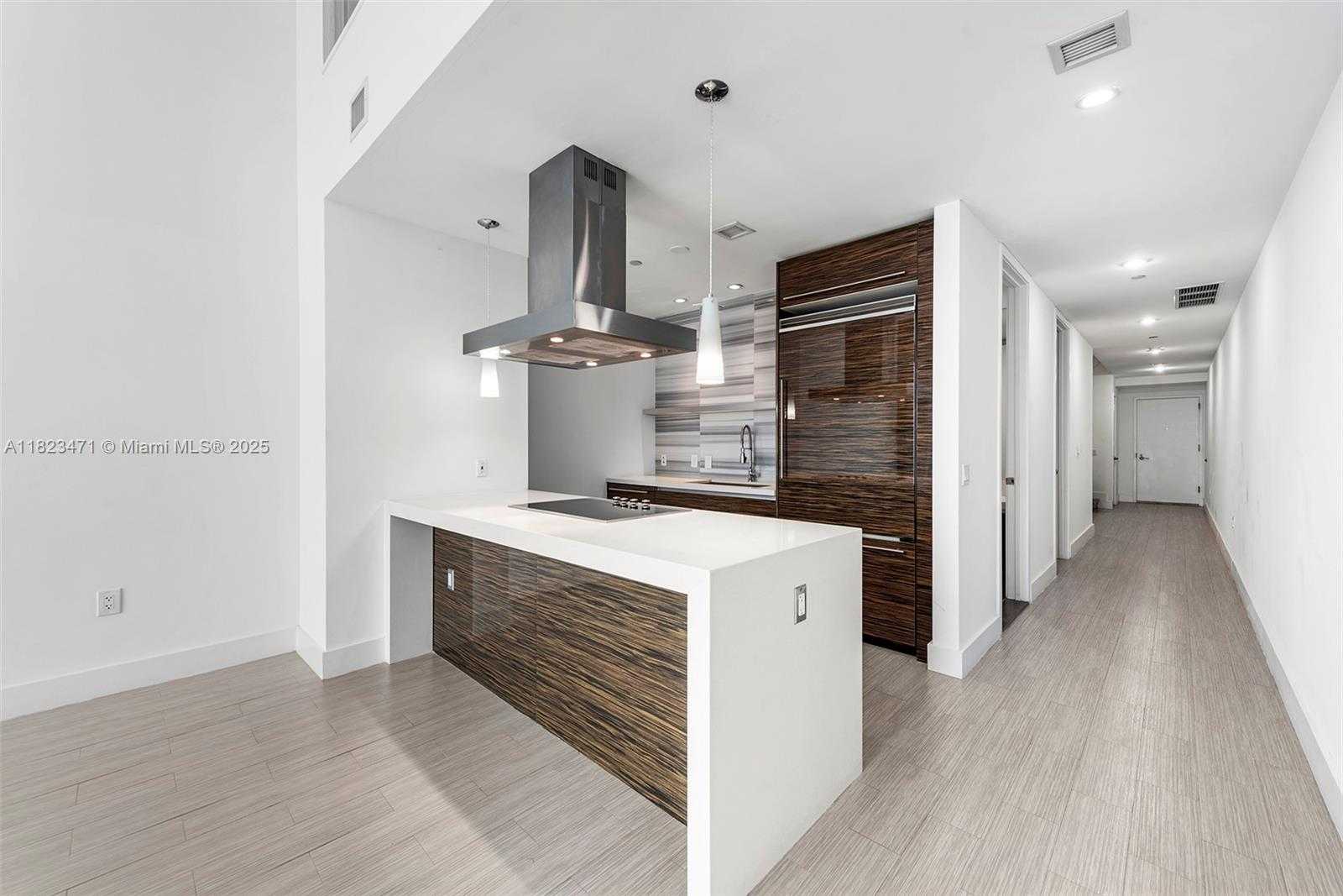 Small Image of 1100 BISCAYNE BLVD #5105, Miami Number 11