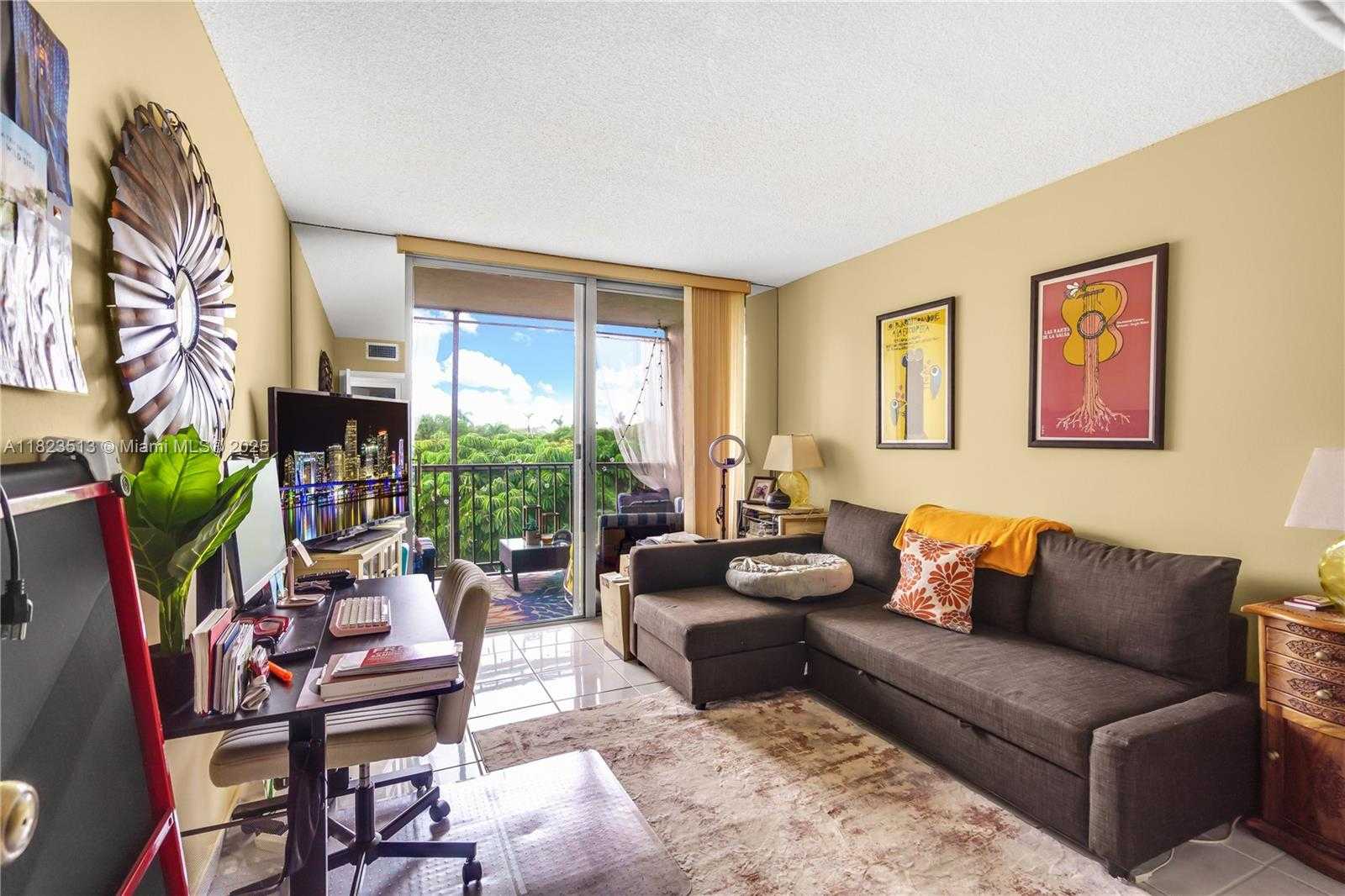 Small Image of 601 THREE ISLANDS BLVD #304, Hallandale Beach Number 4