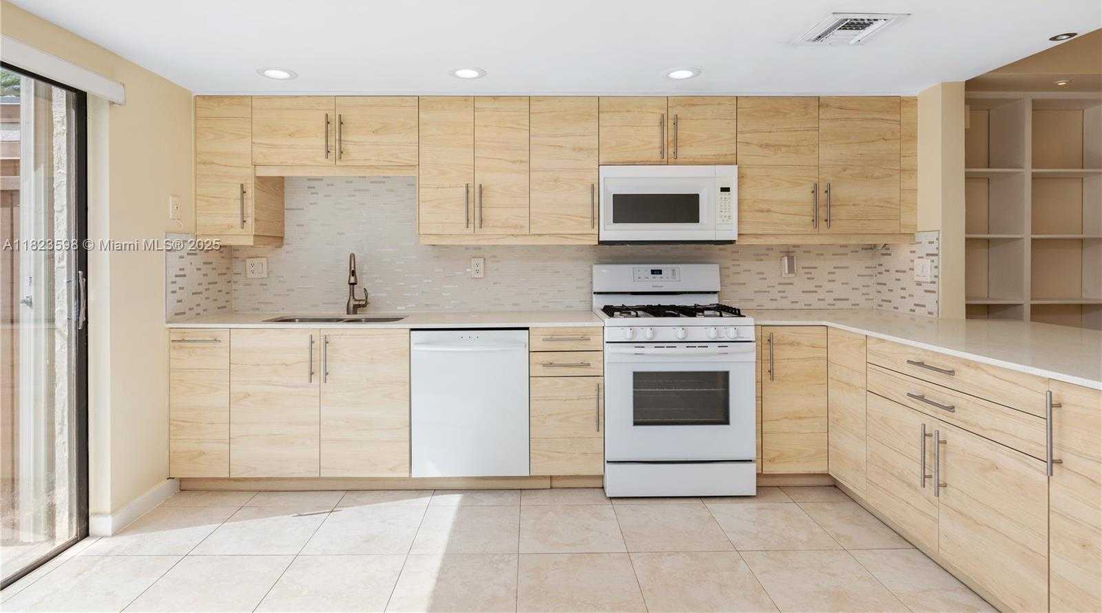 Small Image of 11466 SOUTH WEST 109TH RD #42X, Miami Number 23