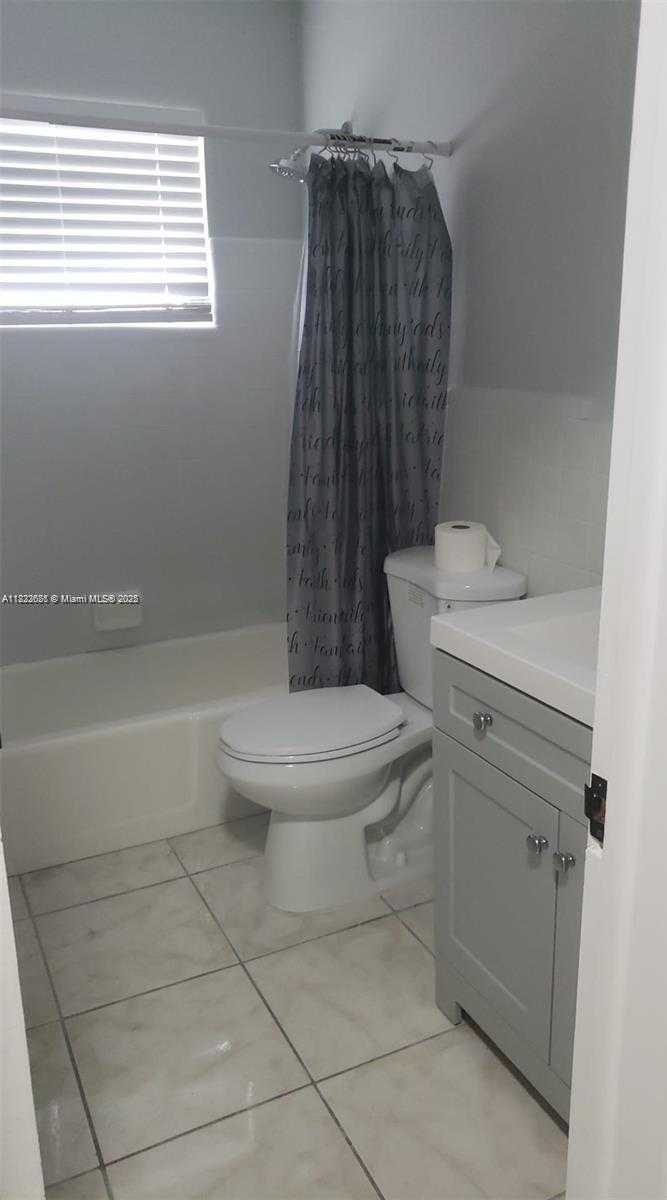 Small Image of 1816 MCKINLEY ST #12, Hollywood Number 9