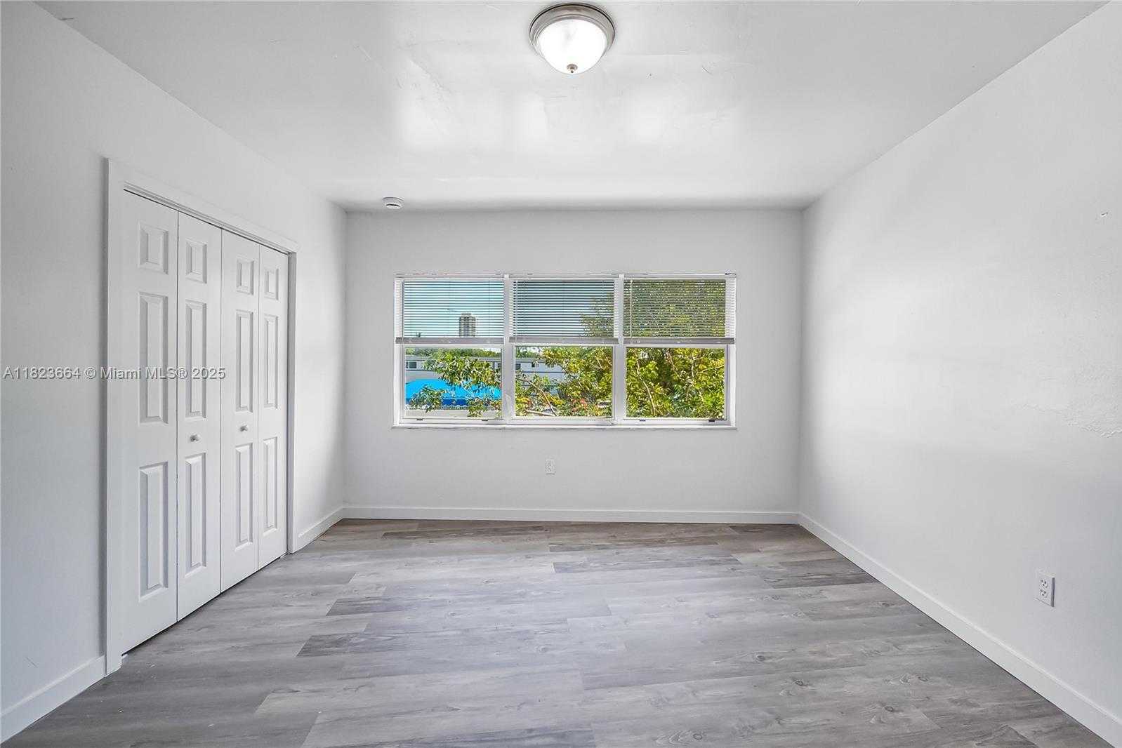 Small Image of 7271 GARY AVE #22, Miami Beach Number 14