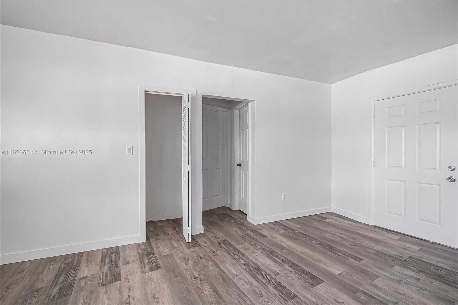 Small Image of 7271 GARY AVE #22, Miami Beach Number 18