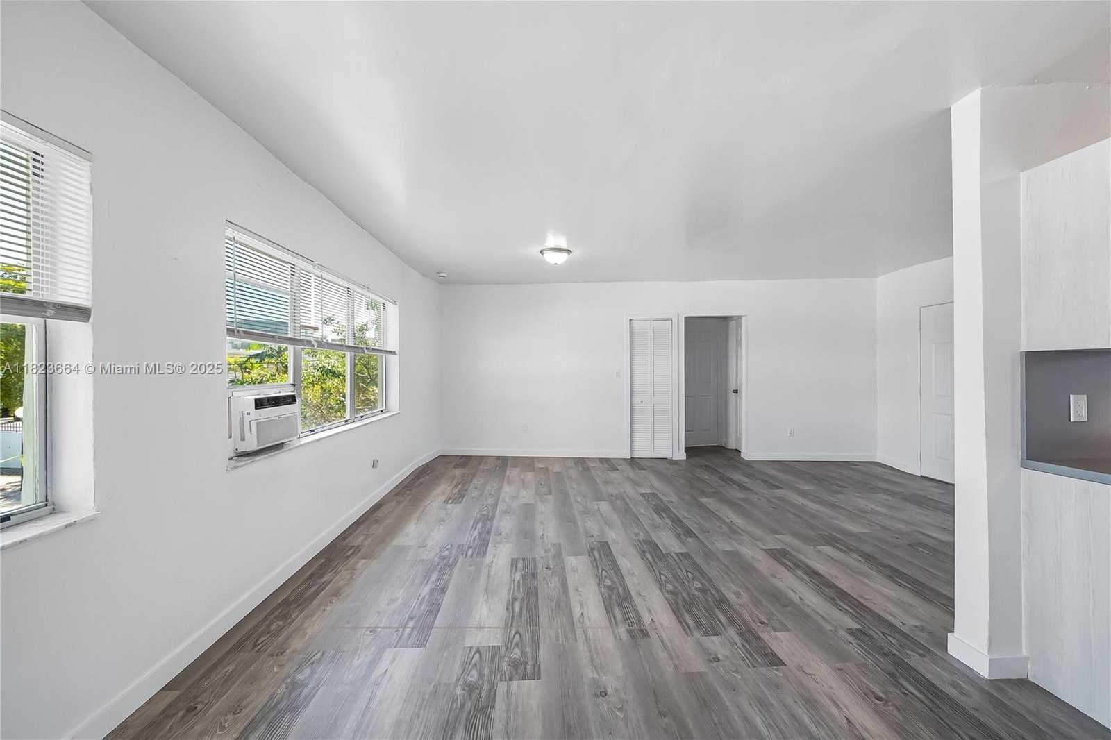 Small Image of 7271 GARY AVE #22, Miami Beach Number 8
