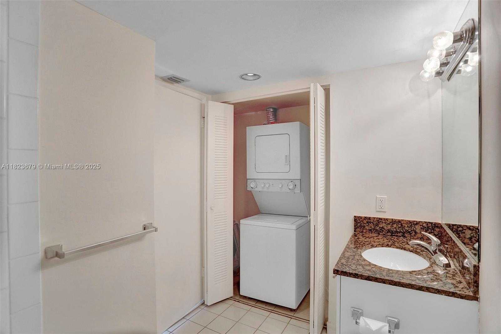 Small Image of 3300 NORTH EAST 191ST ST #1016, Aventura Number 14