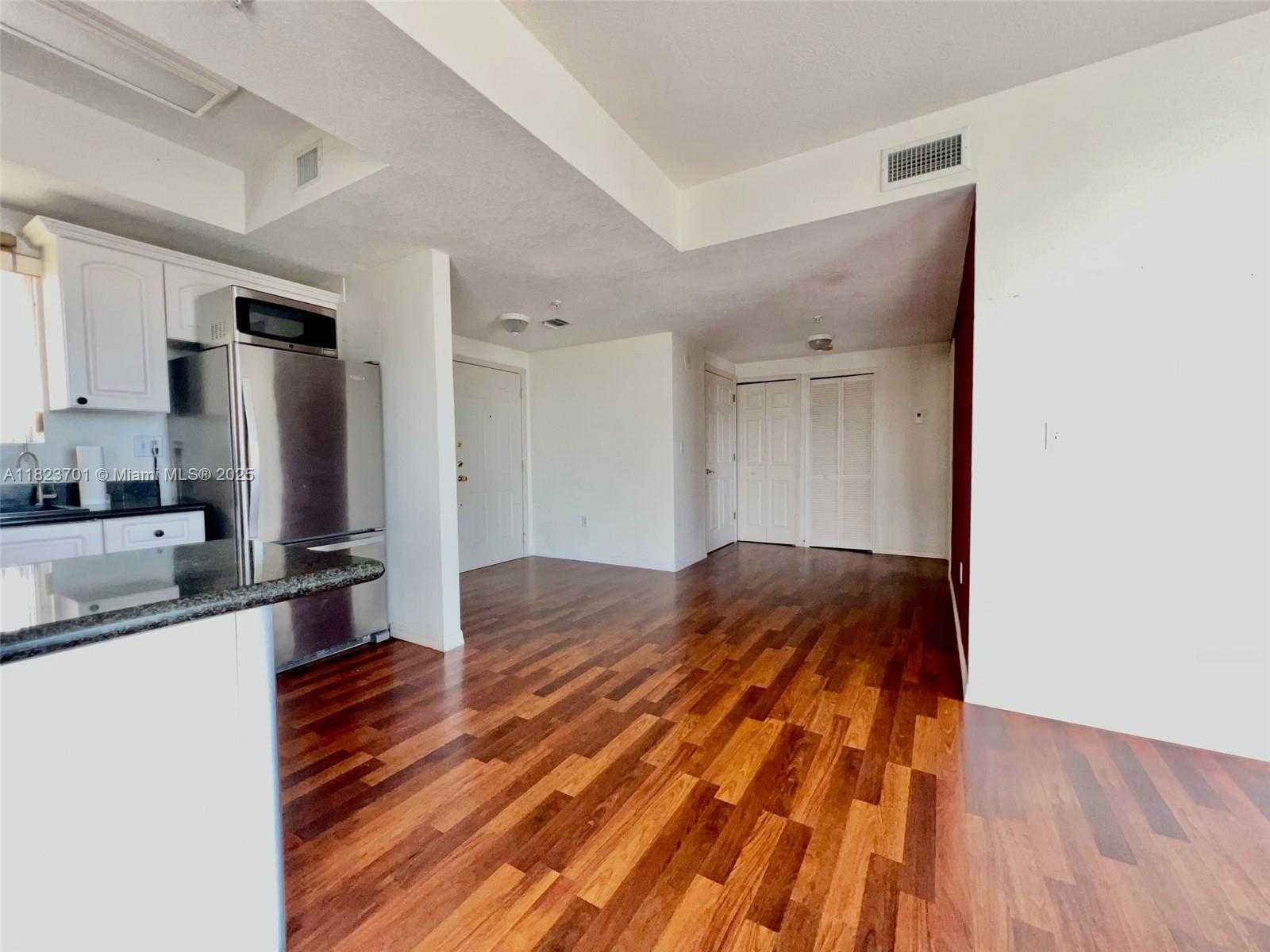 Small Image of 3500 CORAL WAY #1501, Miami Number 6