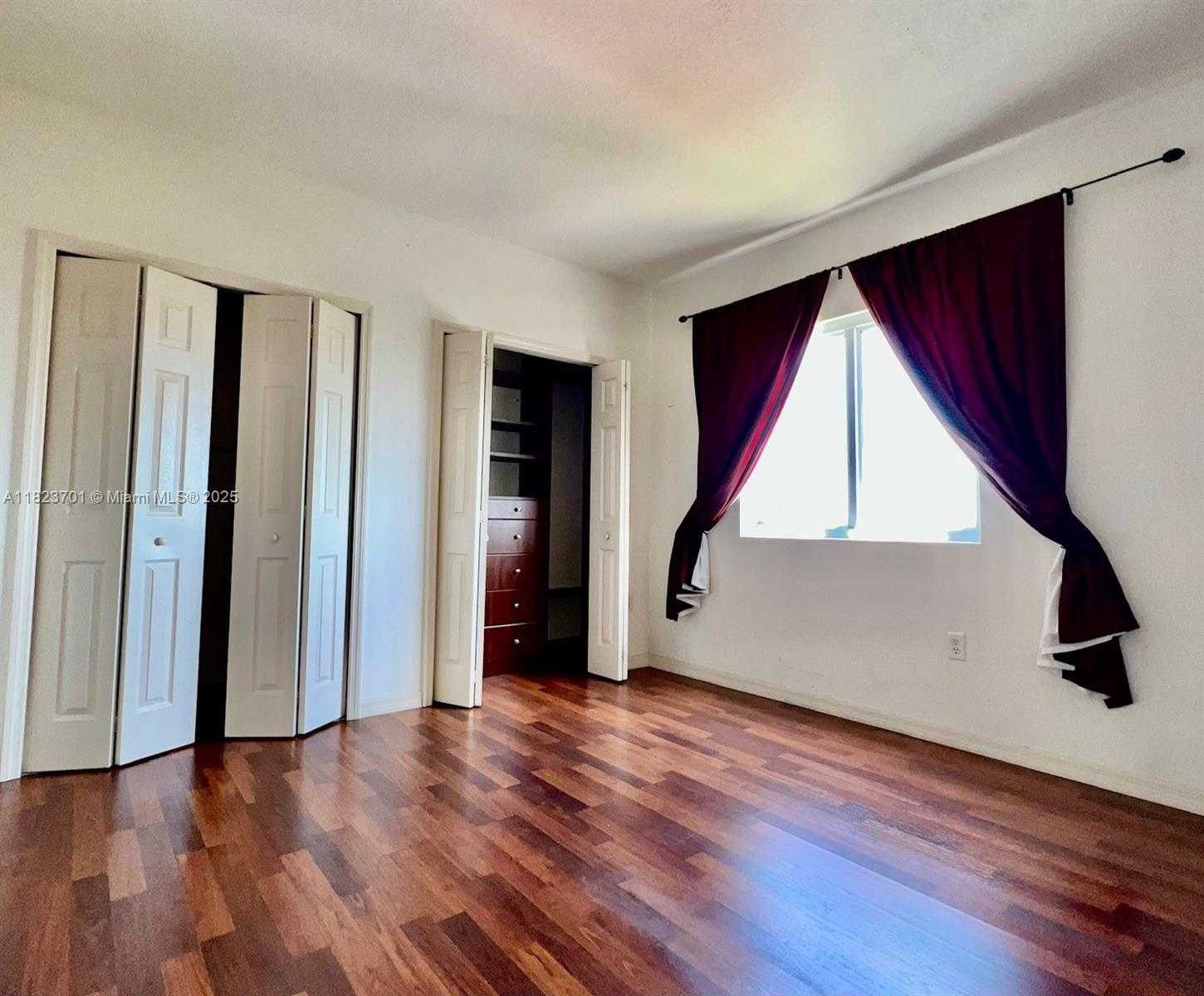 Small Image of 3500 CORAL WAY #1501, Miami Number 7
