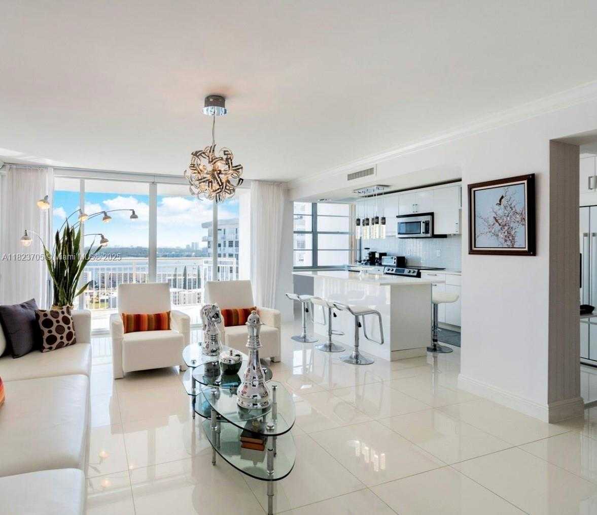 Small Image of 18071 BISCAYNE BLVD #1901, Aventura Number 3