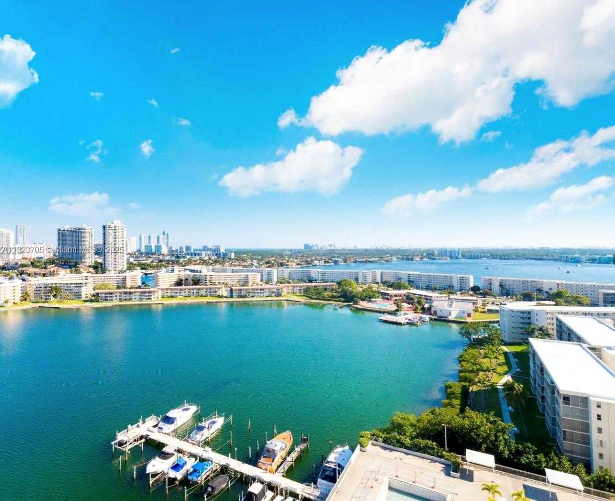 Small Image of 18071 BISCAYNE BLVD #1901, Aventura Number 4