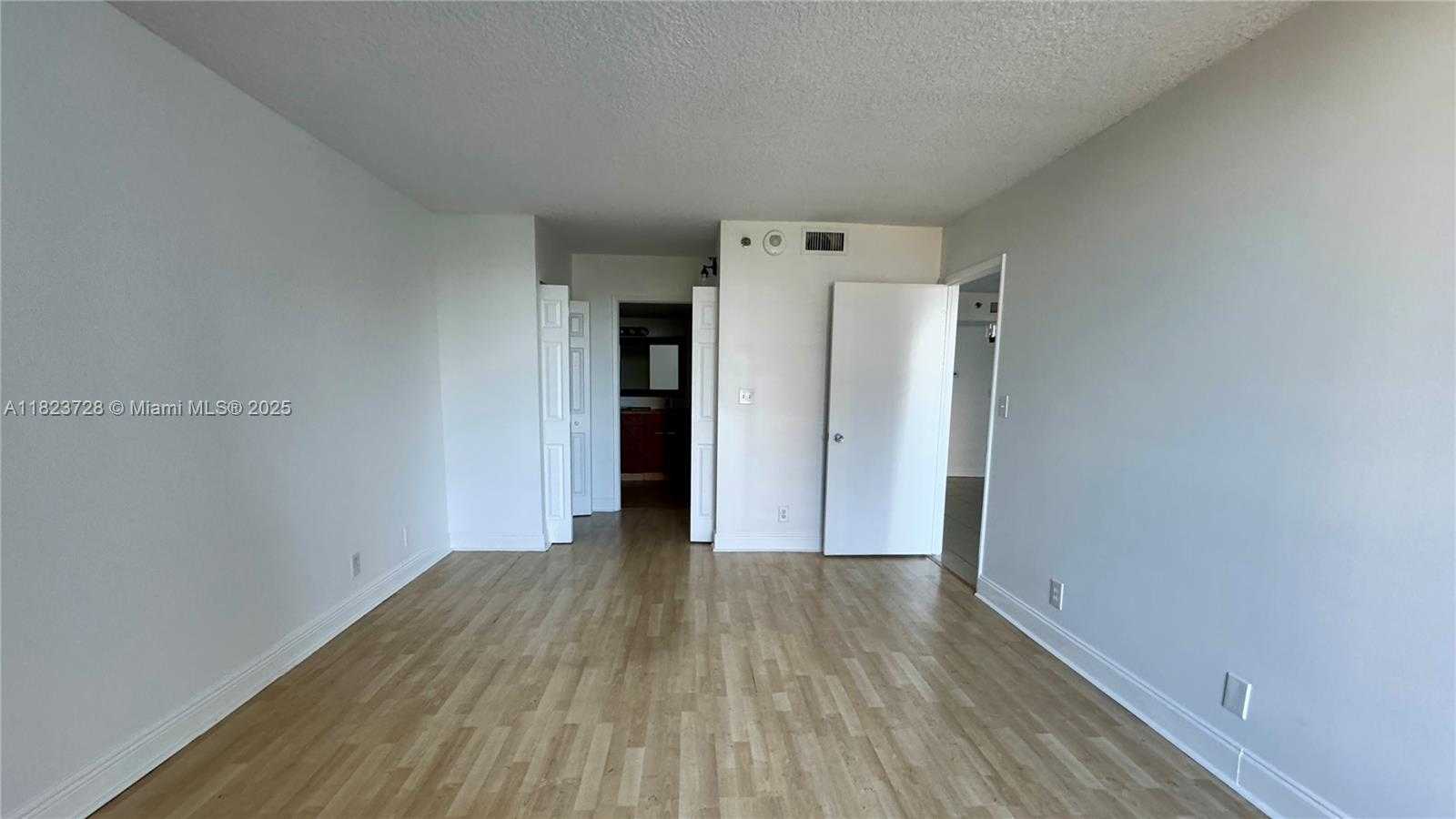 Small Image of 3300 NORTH EAST 192ND ST #604, Aventura Number 13
