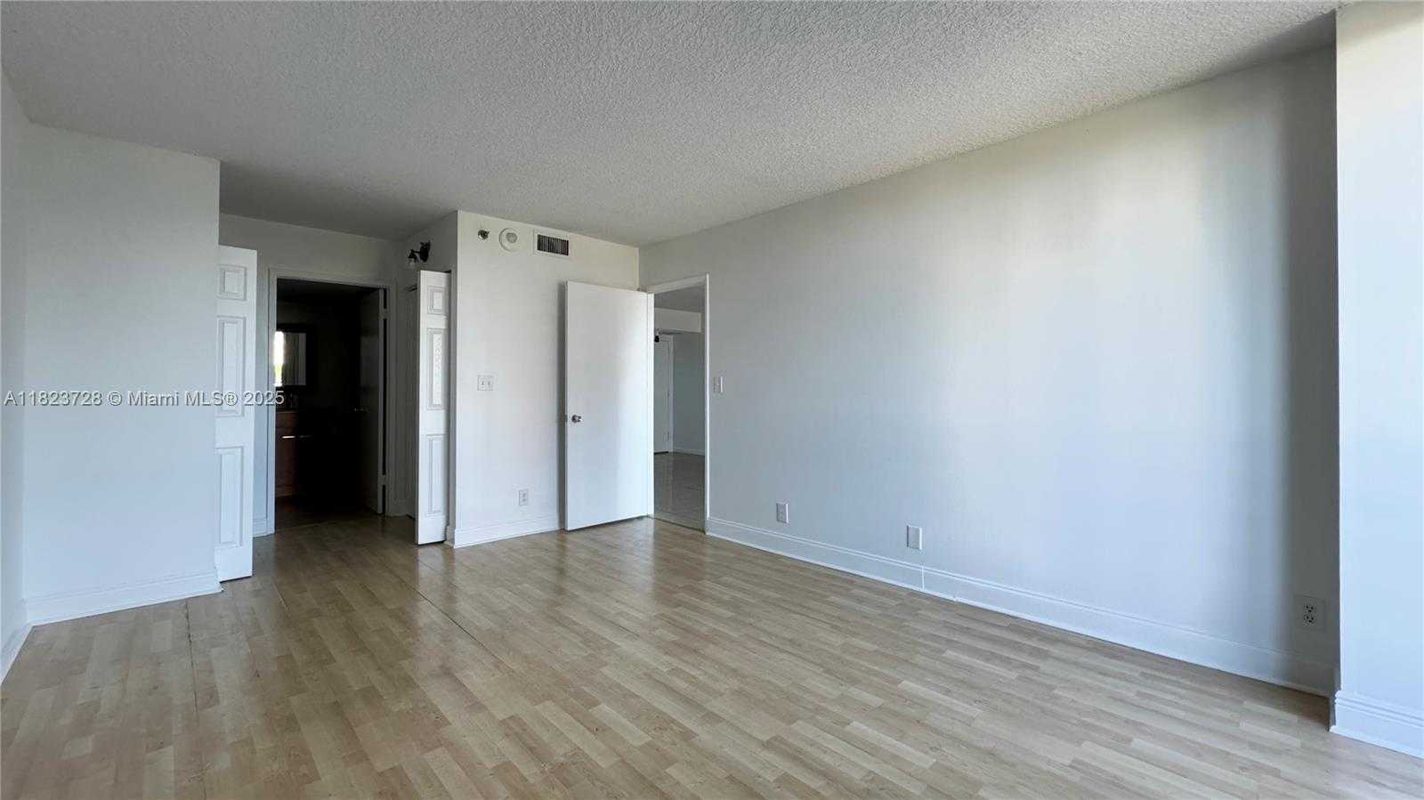 Small Image of 3300 NORTH EAST 192ND ST #604, Aventura Number 14