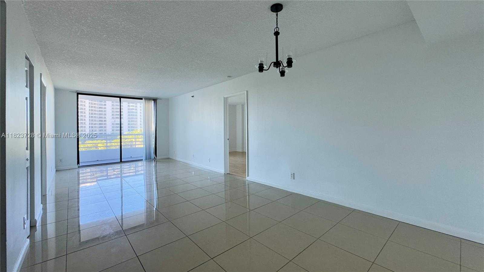 Small Image of 3300 NORTH EAST 192ND ST #604, Aventura Number 2