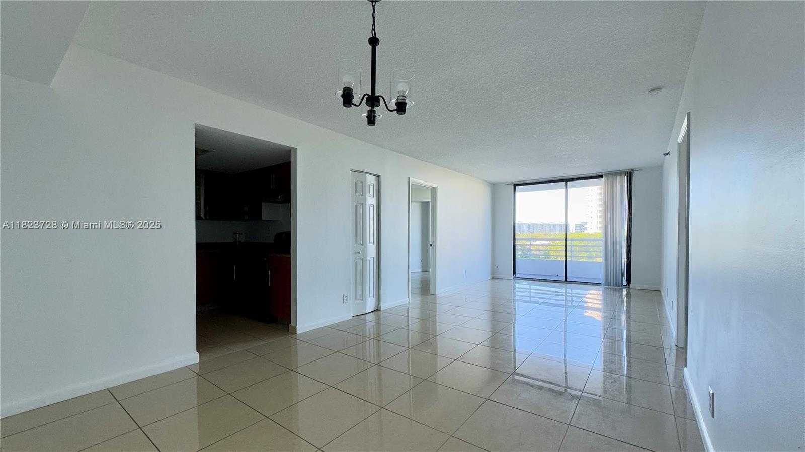 Small Image of 3300 NORTH EAST 192ND ST #604, Aventura Number 4