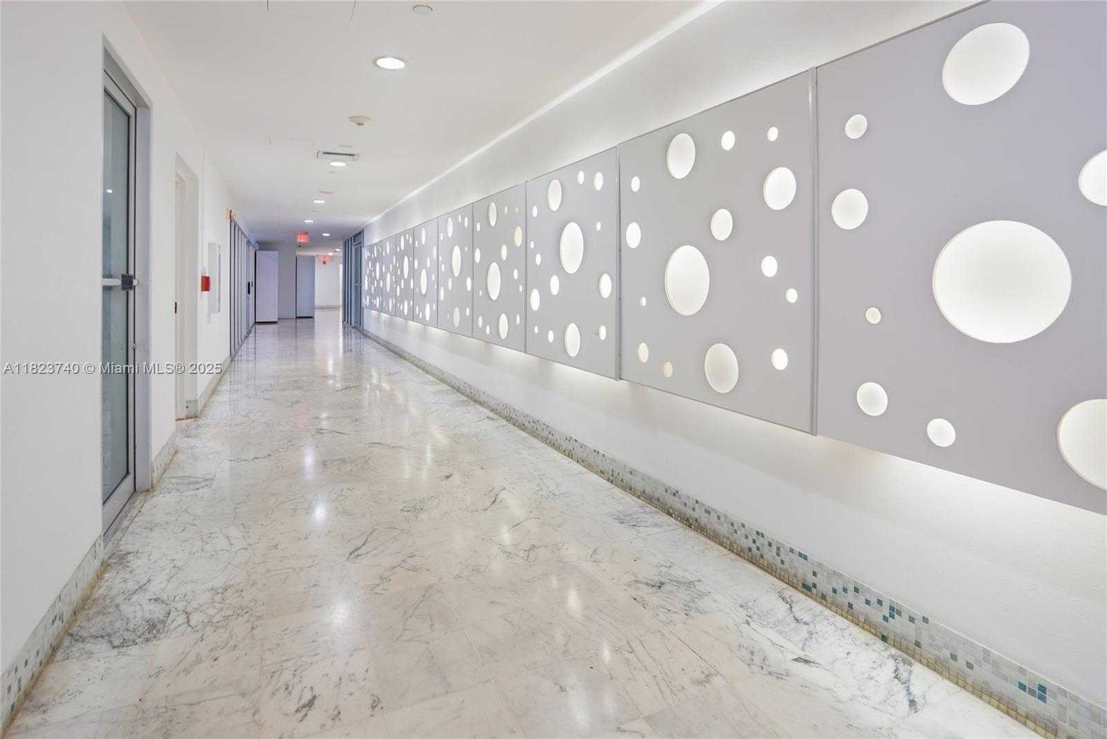 Small Image of 1000 WEST AVE #630, Miami Beach Number 7
