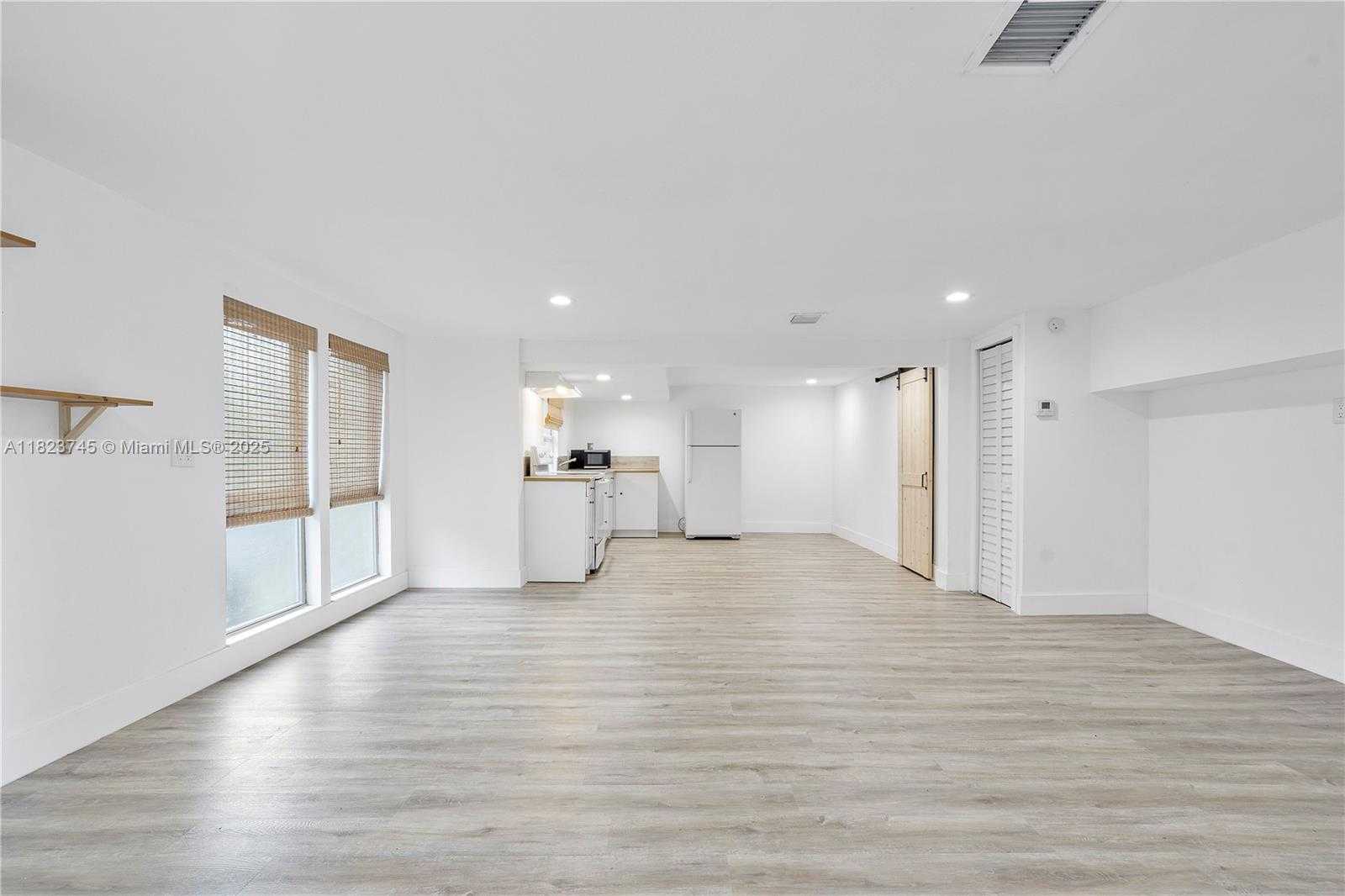 Small Image of 7637 NORTH WEST 17TH PL #1, Miami Number 4