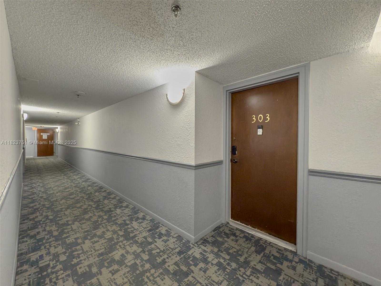 Small Image of 250 NORTH EAST 181ST DR #303, Sunny Isles Beach Number 2