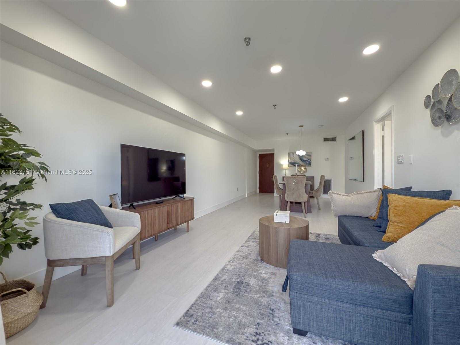 Small Image of 250 NORTH EAST 181ST DR #303, Sunny Isles Beach Number 23