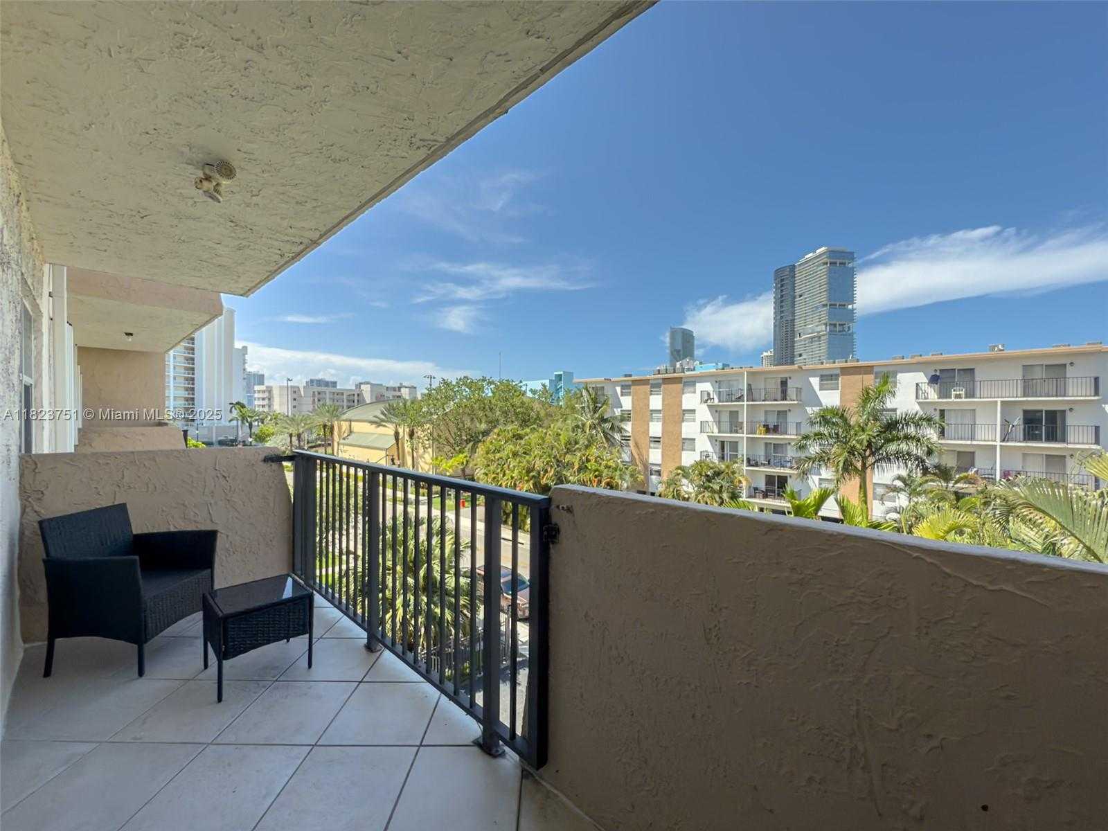 Small Image of 250 NORTH EAST 181ST DR #303, Sunny Isles Beach Number 24