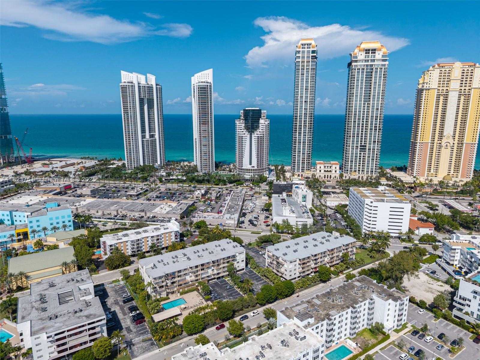 Small Image of 250 NORTH EAST 181ST DR #303, Sunny Isles Beach Number 31