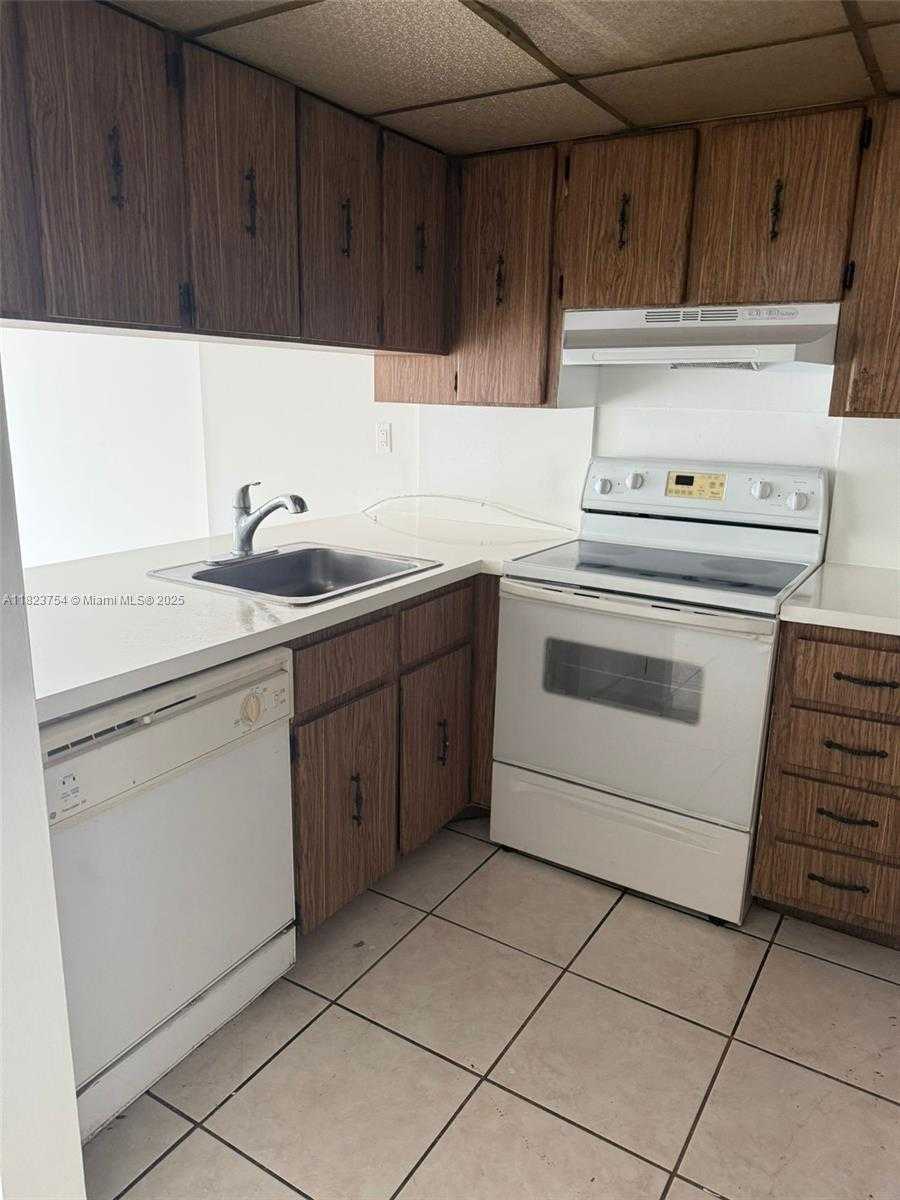 Small Image of 16465 NORTH EAST 22ND AVE #217, North Miami Beach Number 12