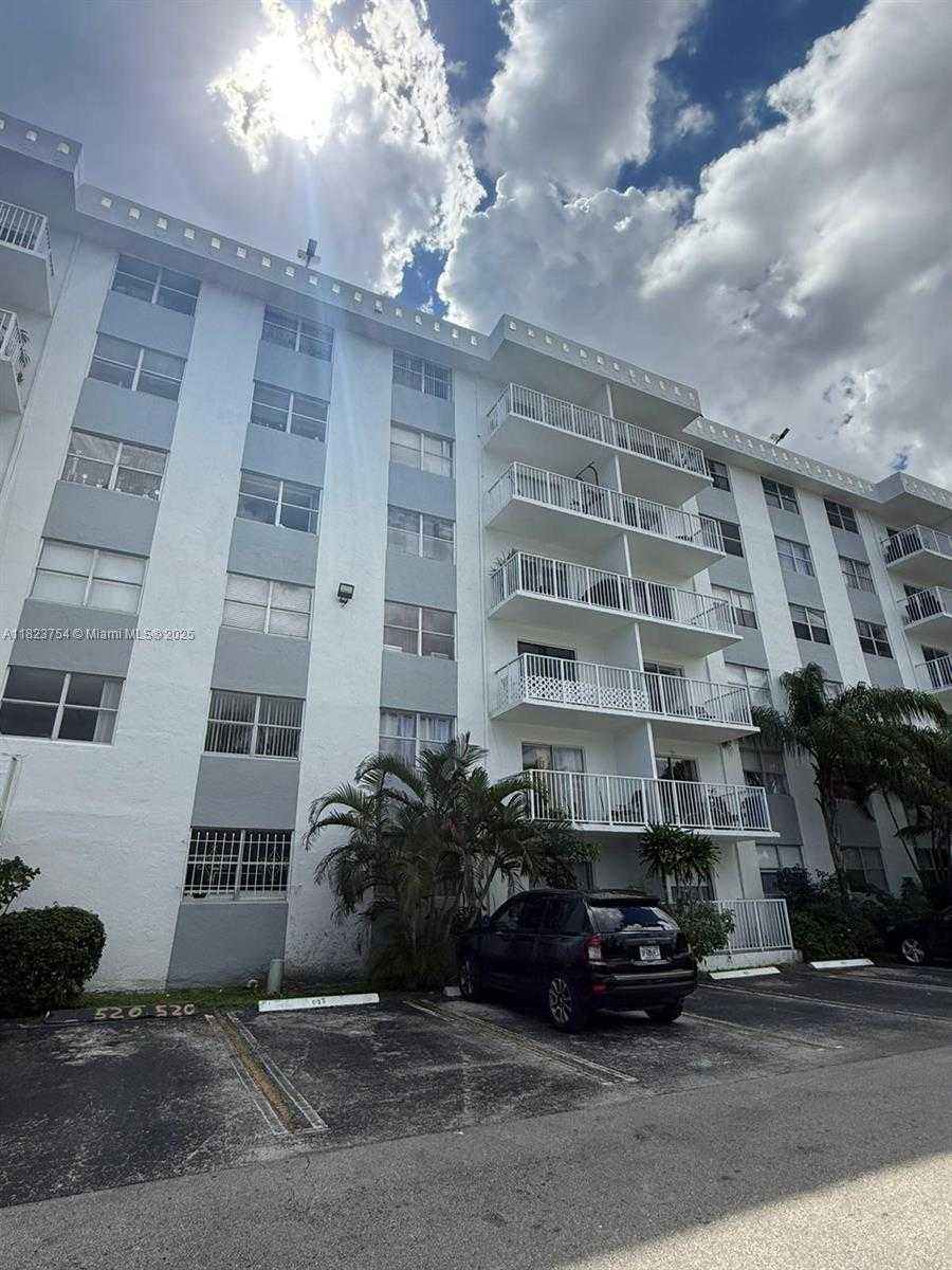 Small Image of 16465 NORTH EAST 22ND AVE #217, North Miami Beach Number 18