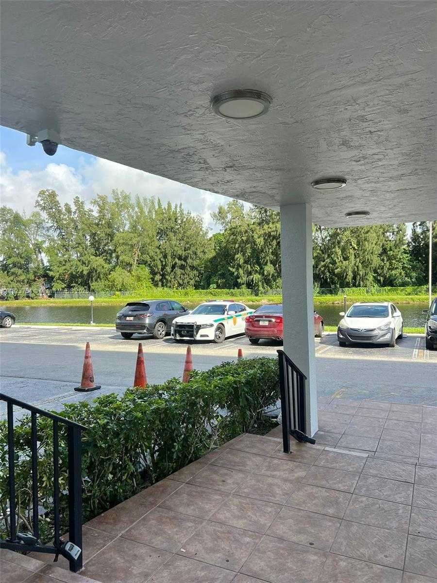 Small Image of 16465 NORTH EAST 22ND AVE #217, North Miami Beach Number 2