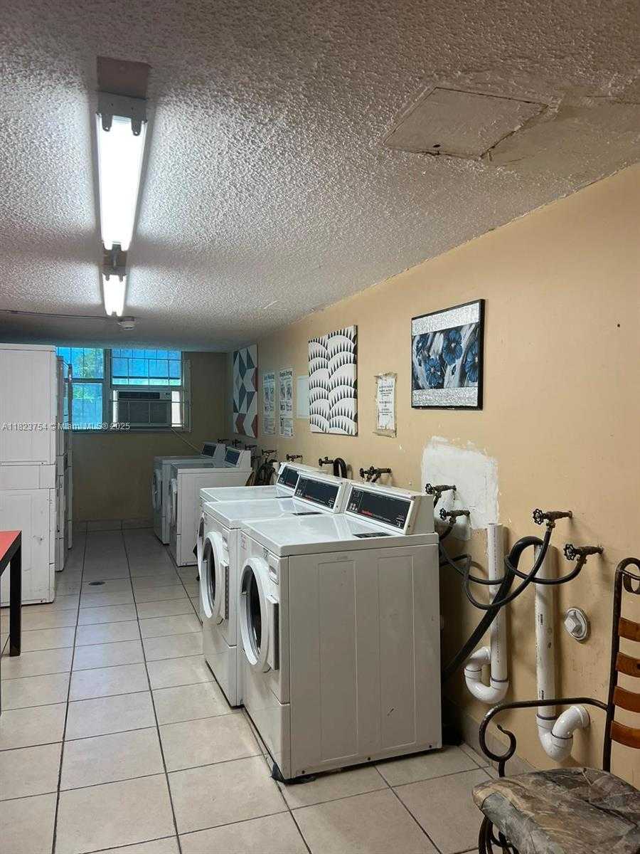 Small Image of 16465 NORTH EAST 22ND AVE #217, North Miami Beach Number 6