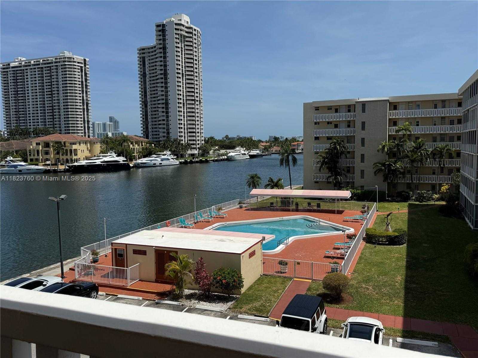 Small Image of 2999 POINT EAST DR #C411, Aventura Number 9