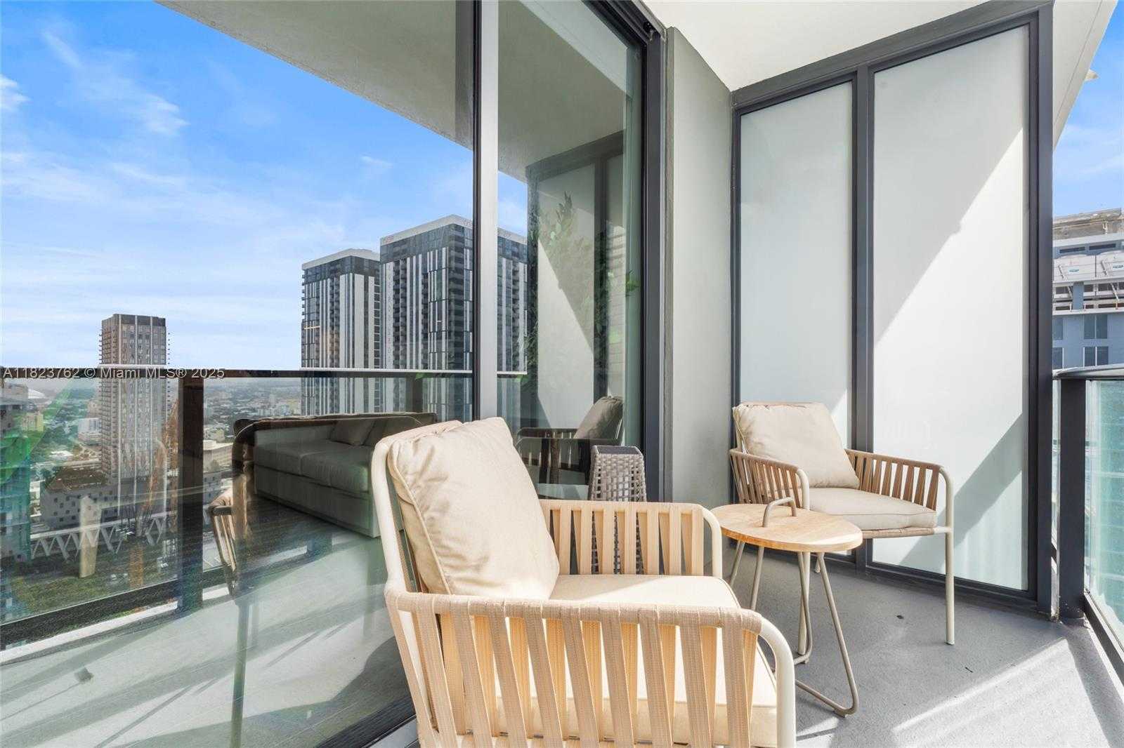 Small Image of 159 NORTH EAST 6TH ST #3104, Miami Number 21