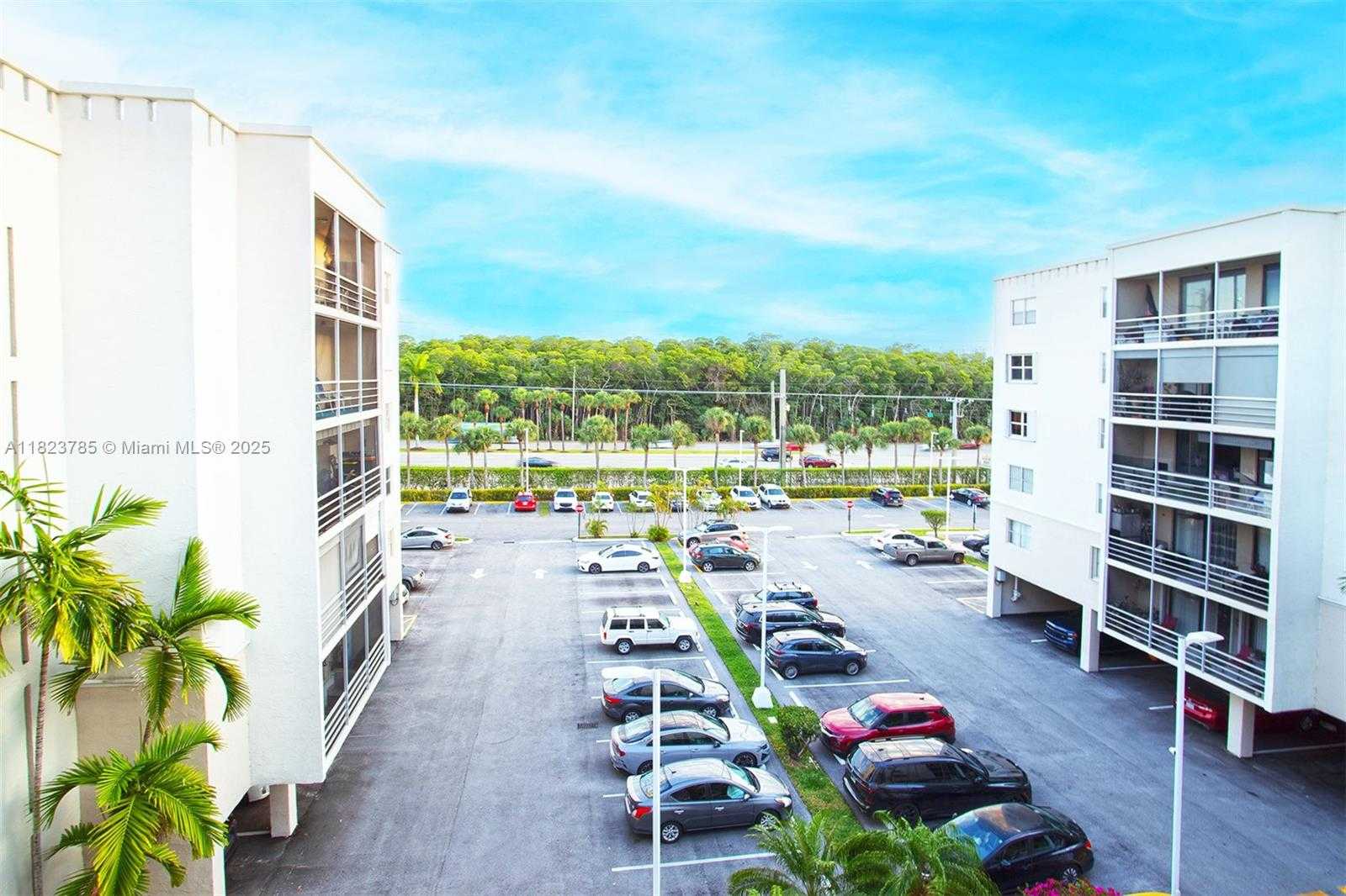 Small Image of 2821 NORTH MIAMI BEACH BLVD #5M, North Miami Beach Number 34