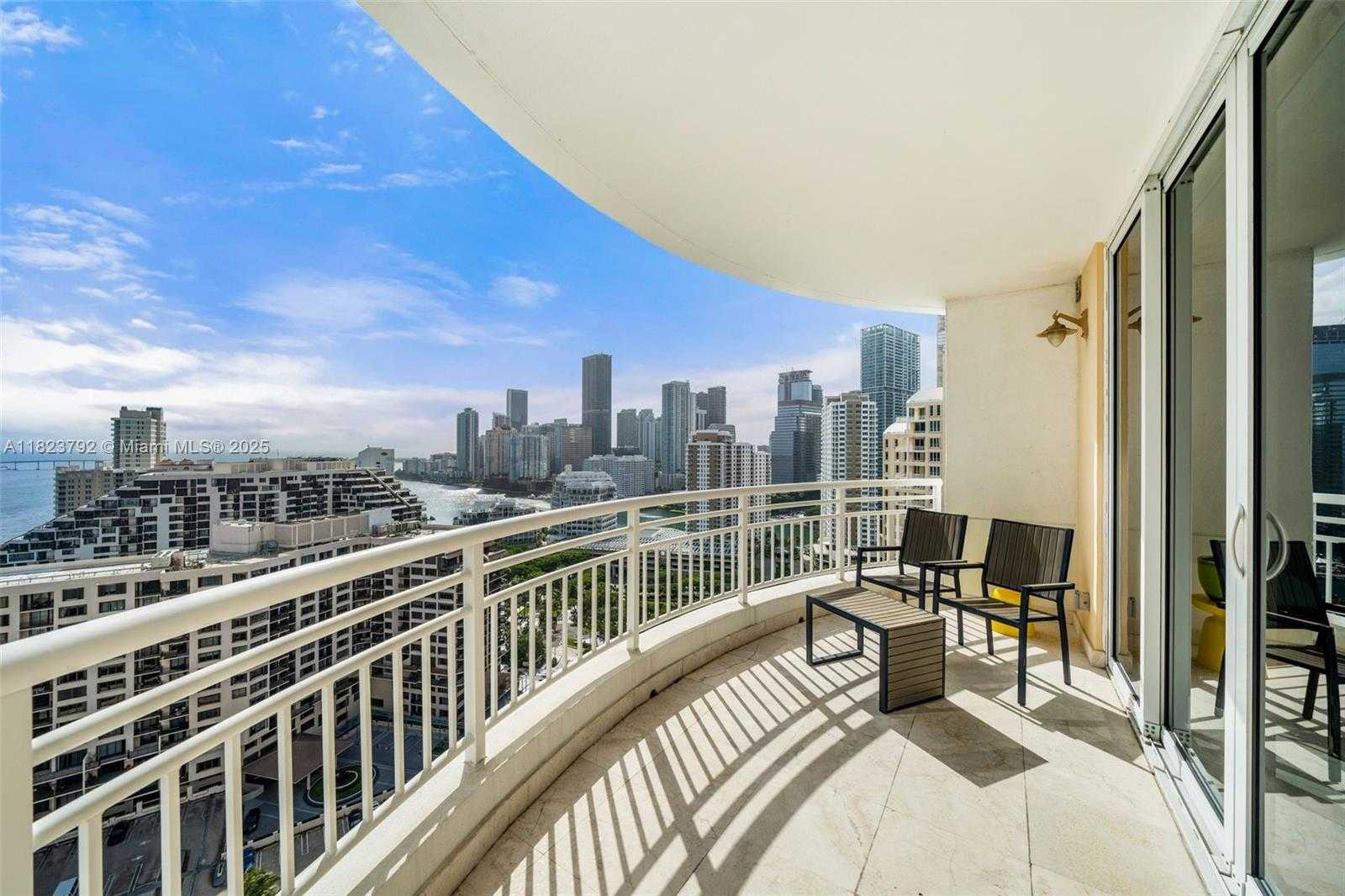 Small Image of 848 BRICKELL KEY #2503, Miami Number 16
