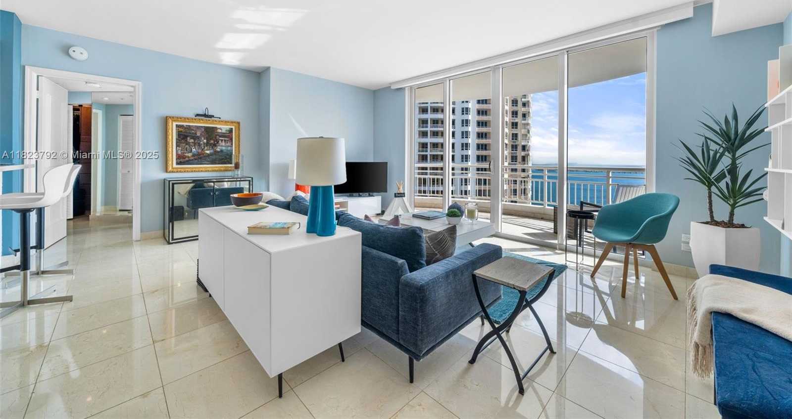 Small Image of 848 BRICKELL KEY #2503, Miami Number 4