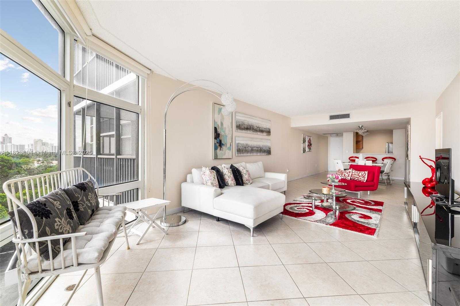 Small Image of 3375 NORTH COUNTRY CLUB DR #602, Aventura Number 16